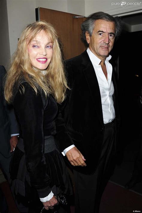 Arielle Dombasle marié à Bernard